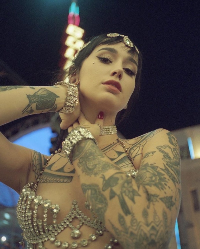 Gorgeous Film Portrait Photography by Tamara Lichtenstein