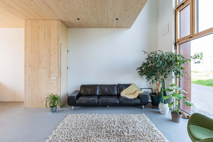 Klaprozenweg by Fem Architects