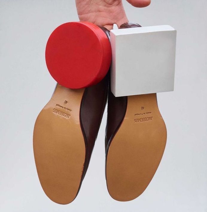 https://www.jacquemus.com