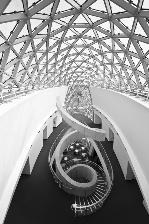 CJWHO ™ (Salvador Dali Museum | St. Petersburg Florida) #white #petersburg #museum #dali #florida #design #interiors #black #salvador #st #architecture #and #stairs #usa