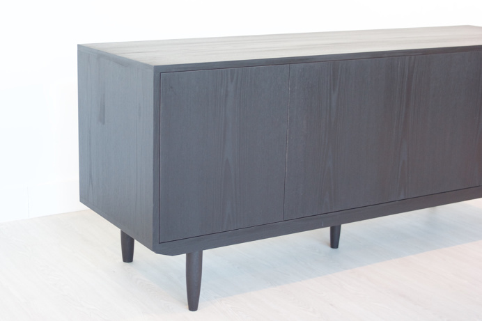 Sideboard 002