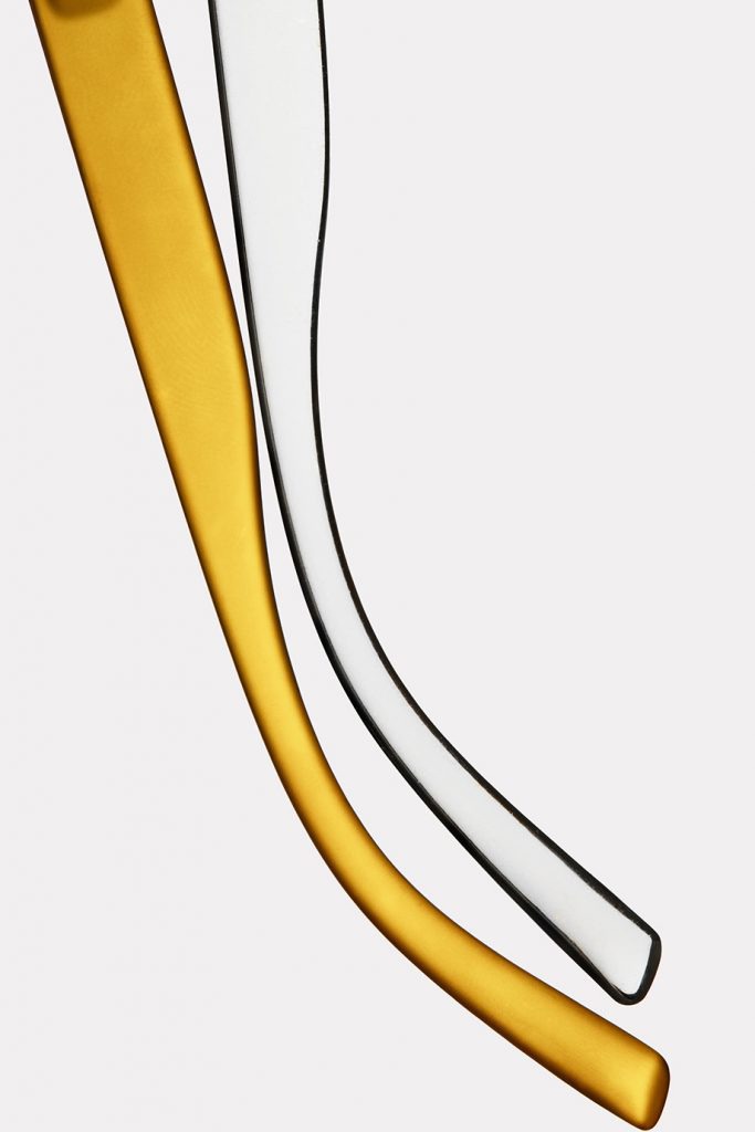 graphical glasses, photography by © Sofus Graae Studio. #Stilllife #stilllifephotography #SofusGraae #Studio #editorial #glasses #plastic #arms #yellow #white