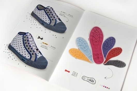 22DG Portfolio Catalogo Flecha #catalog #book #shoe #flecha #22dg #typography