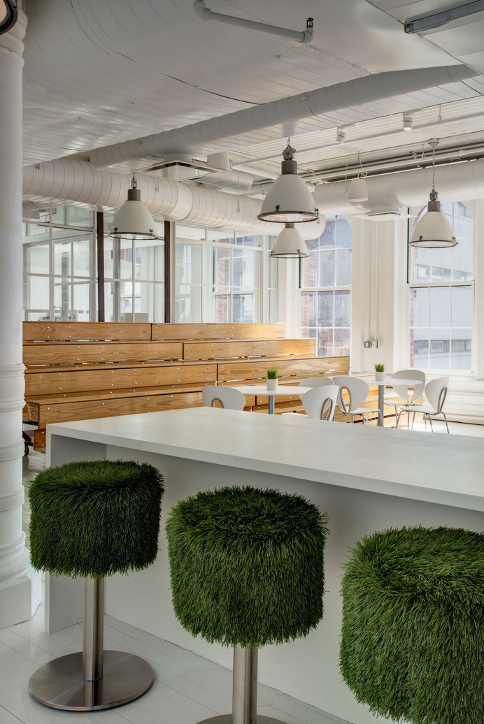 Old attic converted into modern offices BHDM Design - HomeWorldDesign (11) #office #interiors #workspace