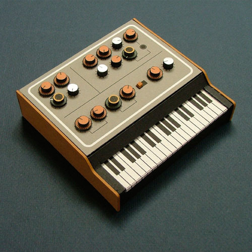 Analogue Miniature 7 #miniatures #synth #craft #art #paper