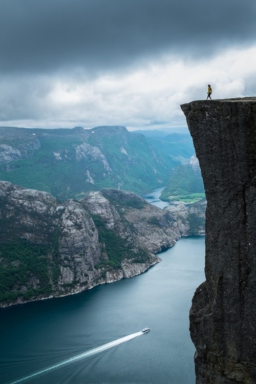 CJWHO ™ (The Norwegian nature at its best, Prekestolen by...) #amazing #norway #perspective #landscape #prekestolen #photography