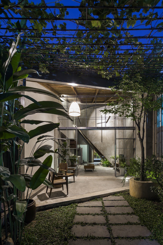 The HUT / 23o5 studio