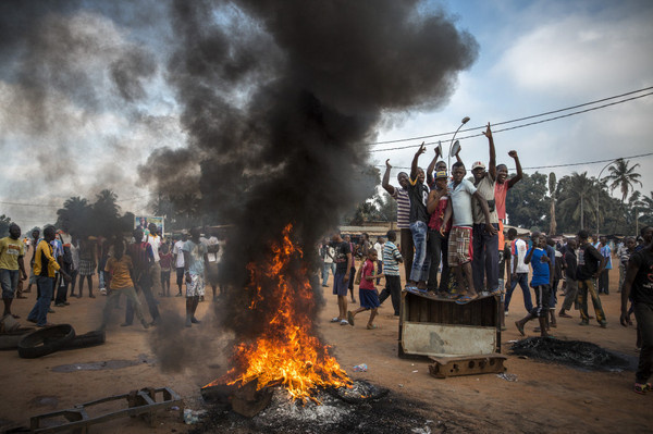 World Press Photo 2014 WinnersnThe international jury of the 57th annual World Press Photo Contest has selected an image by American photo #inspration #photography #art
