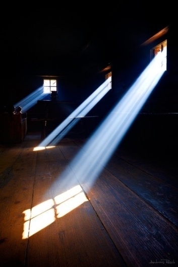 Photography / http://pinterest.com/pin/34199278390145973/ — Designspiration #windows