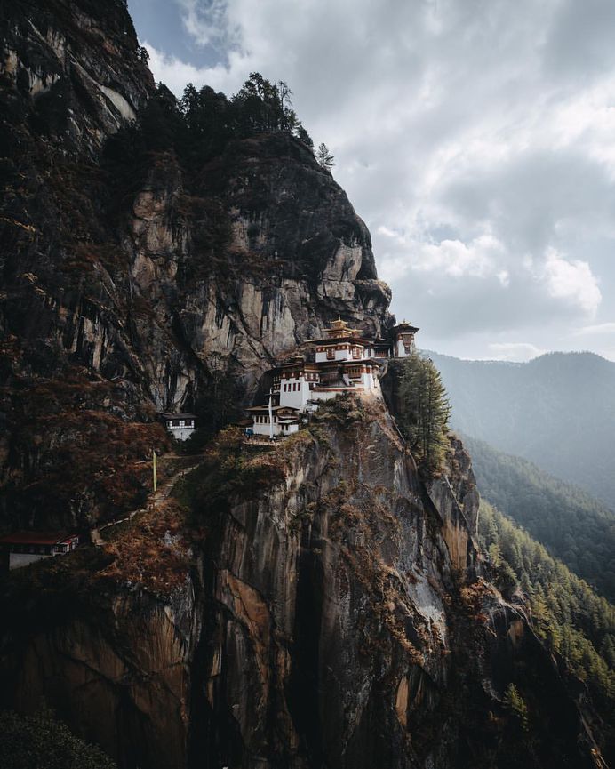 Beautiful Travel and Adventure Photography by Logan Lambert