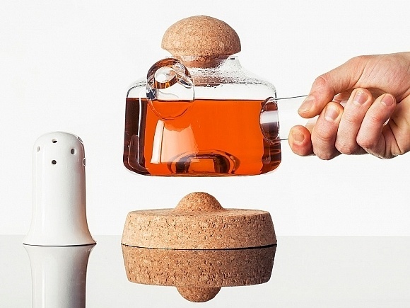 Beautiful teapot #form #accessories #home #glass #kitchen #teapot