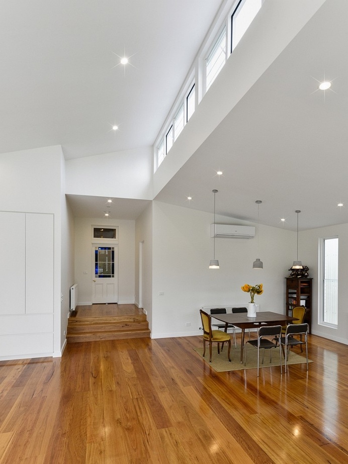 Victorian Brick House 8