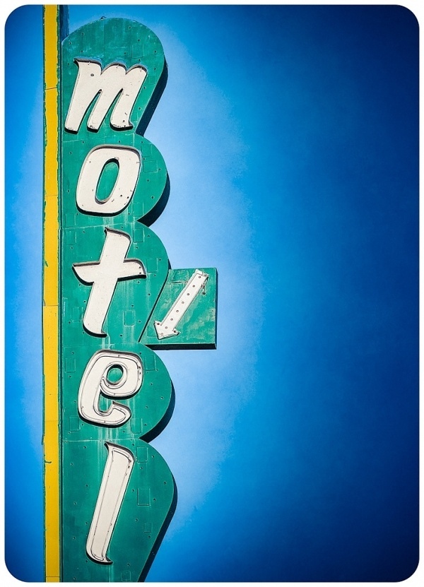 Old School American Signage | Abduzeedo | Graphic Design Inspiration and Photoshop Tutorials #signage #american #vintage