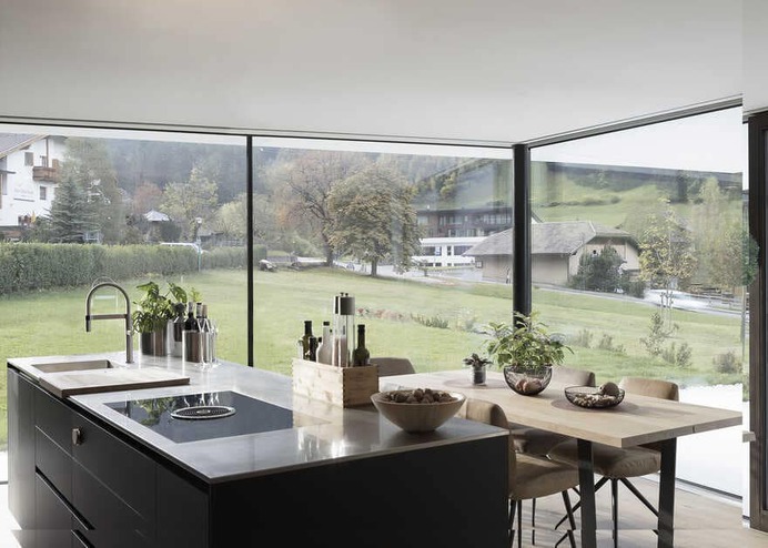 kitchen + dining room / Perathoner Architectural Studio