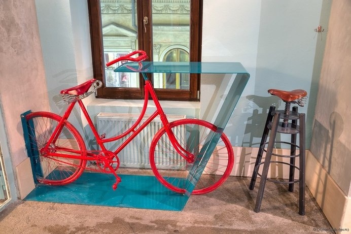 Thematic bar for urban cyclists - The Bicycle by Openspace - HomeWorldDesign (16) #design #interiors #thematic #restaurant