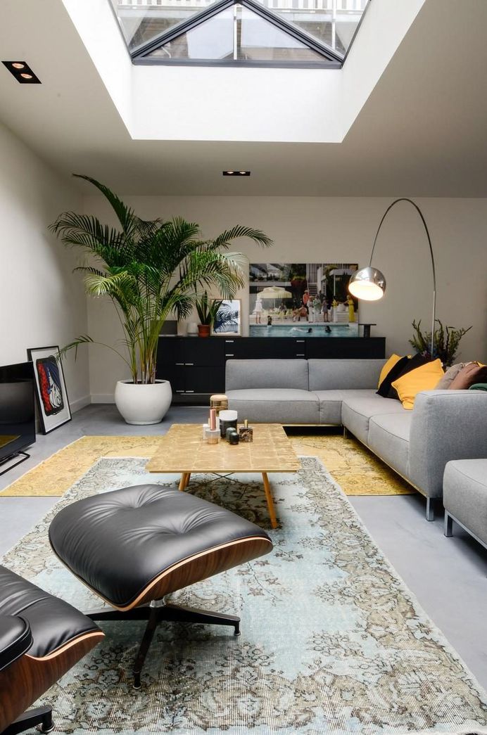 Old Amsterdam Canal House Converted into Beautiful Loft 7