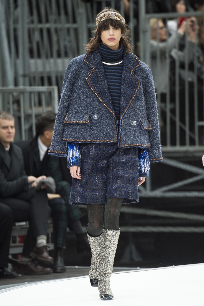 Chanel Fall 2017 Ready-to-Wear Collection Photos - Vogue