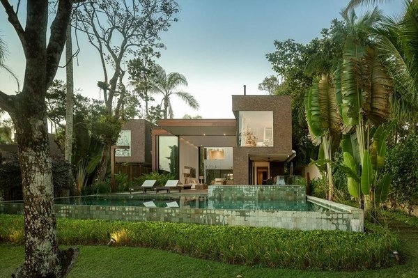 Baleia Condo by Studio Arthur Casas #architecture #house