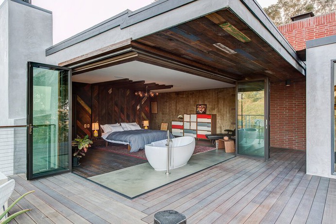 Two Story Flat Roof Home Floated Gracefully Above San Diego 8