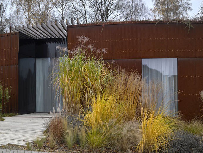 Nature-Inspired One Level Home in Czech Republic - InteriorZine