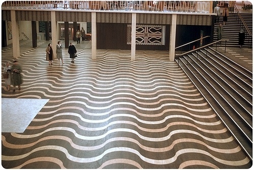 Tutte le dimensioni |Floor of the The Belgian Congo and Ruanda-Urundi Hall (Government Pavilion) - 1958 | Flickr – Condivisione di foto! #vintage