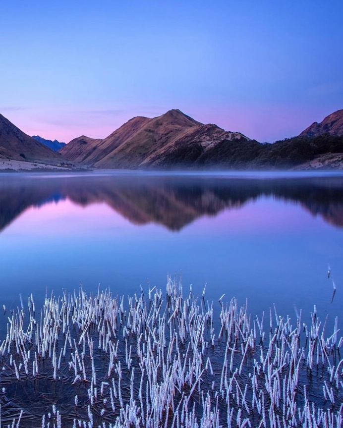 The Breathtaking Nature Landscapes of New Zealand by Rachel Stewart