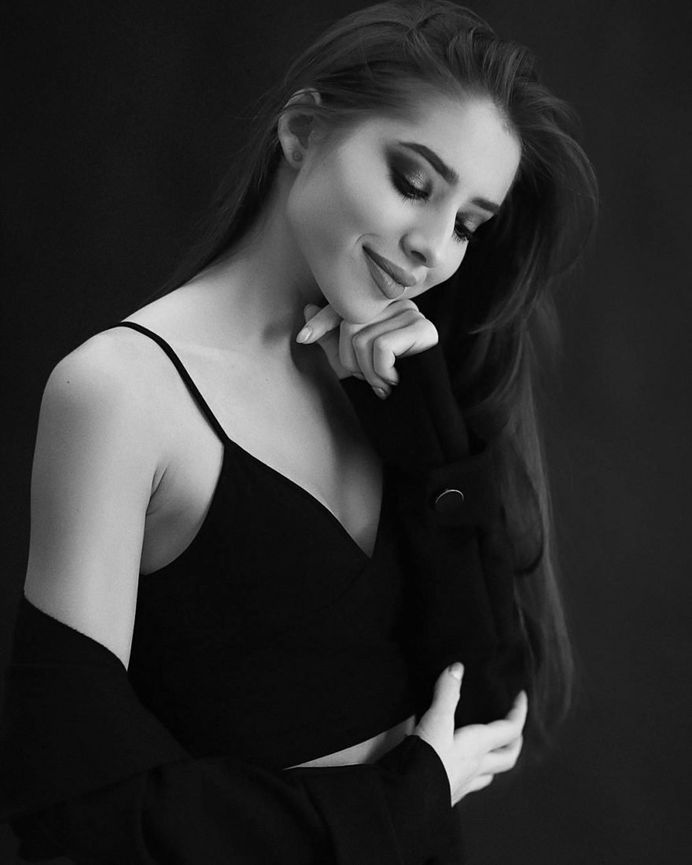 Beauty and Lifestyle Portrait Photography by Vyacheslav Kholodilov