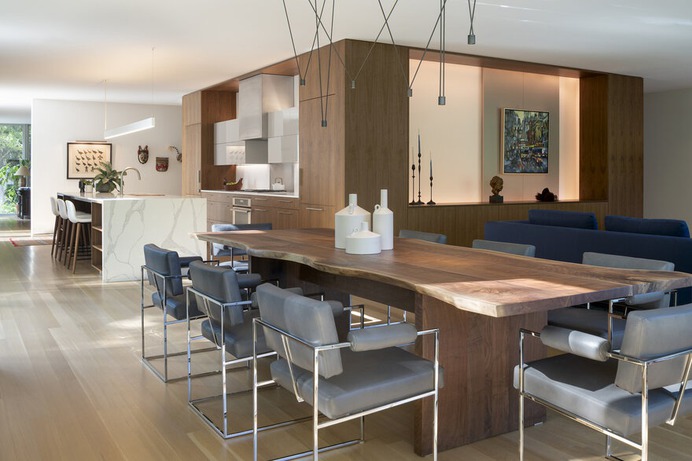 Retreat Designed by Wheeler Kearns for Nature Lovers in Illinois