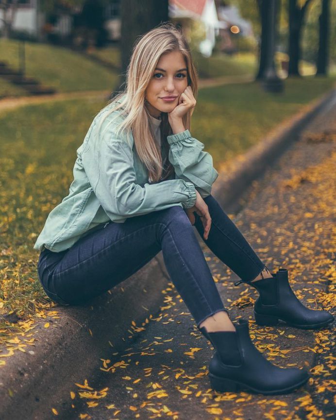 Splendid Female Portrait Photography by Oscar aka Sotahboy