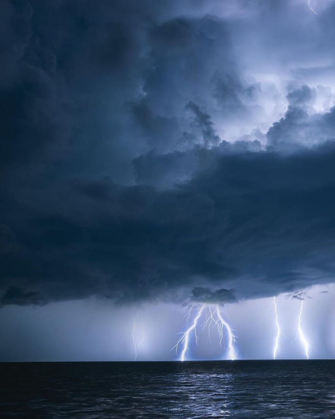 Spectacular Weather and Storm Photography by Jonas Piontek