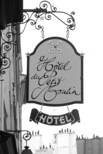 PB061428 | Flickr - Photo Sharing! #calligraphy #paris #script #nouveau #art #signage #typography