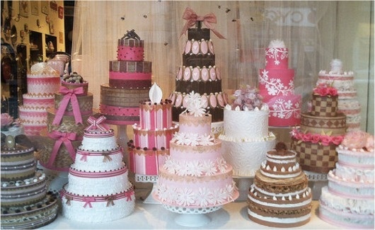 The Floor Covering Institute Blog: Using design principles to make a statement in retail windows #cake