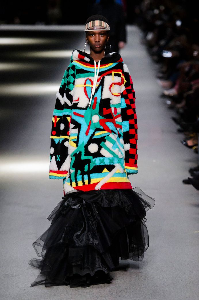 Burberry Spring 2018 Fashion Show - The Impression