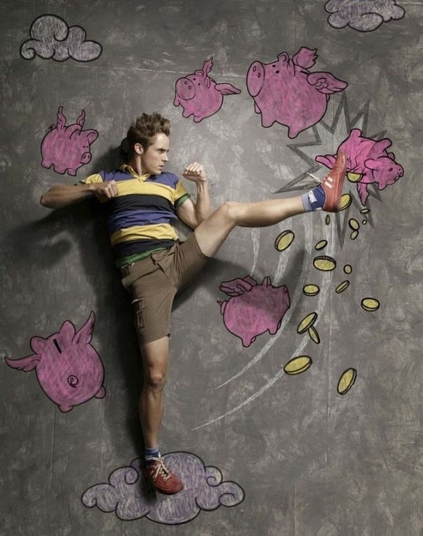 Chalk illustration with pink piglets #model #surrealism #chalk #illustration #photography #art #street