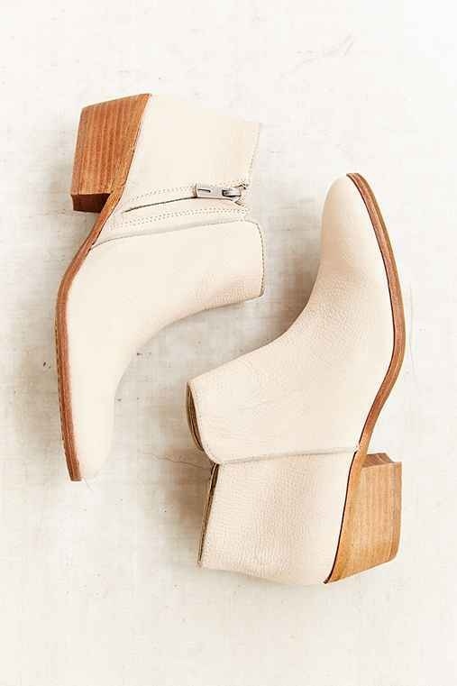 Sam Edelman Petty Boot – Urban Outfitters #urban #shoes #fashion