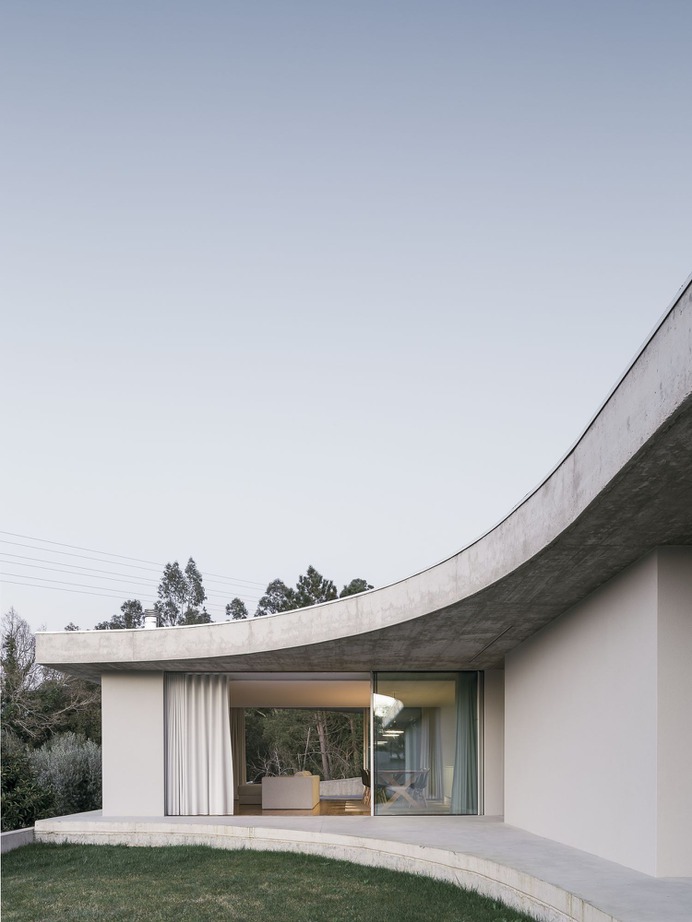 Gloma House by BDArquitectura