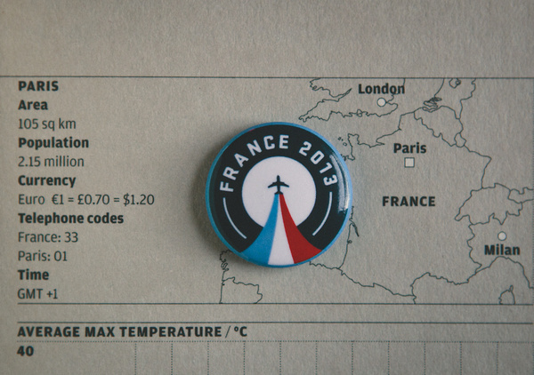 Paris Pin #paris #airplane #button #design #geometric #map #pin #circle