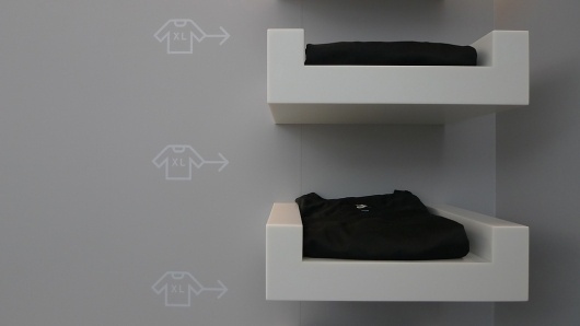9 hours (9h) Designer Capsule Hotel Review - Kyoto, Japan #hotel #signage #iconography