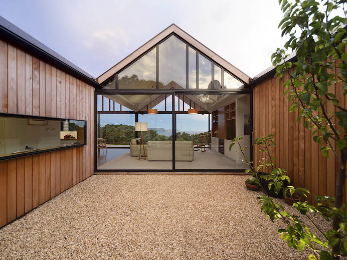 Penninsula House by Room 11 | iGNANT.de #architecture #modern