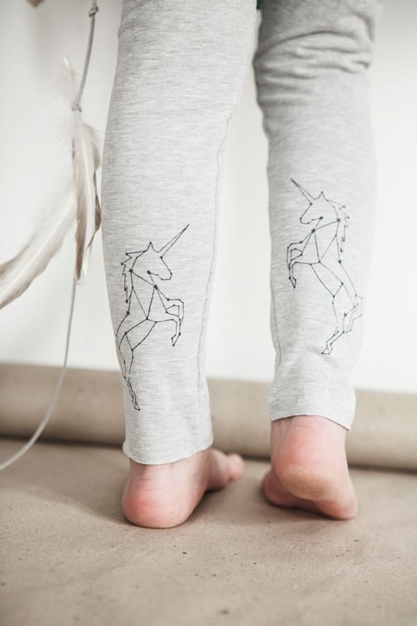 kids61 Kids on the moon, ropa para niños romántica y bonita desde Polonia #unicorn #print #child #leggins #kids #fashion