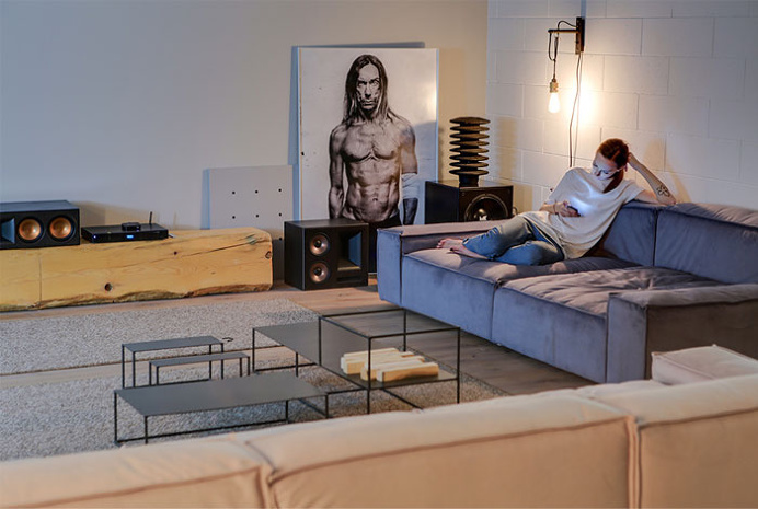 Contemporary Chic Minimalist 16th Apartment in Kiev - #decor, #interior, #homedecor, home decor, interior design