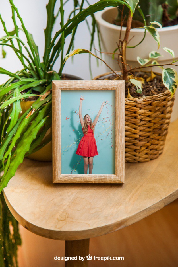Floral concept with frame mockup Free Psd. See more inspiration related to Flower, Frame, Mockup, Floral, Wood, Template, Table, Leaves, Floral frame, Mock up, Plant, Decoration, Creative, Flower frame, Interior, Plants, Decorative, Wooden, Creativity, Pot, Botanical, Up, Decor, Wood frame, Concept, Wooden table, Flower pot and Mock on Freepik.