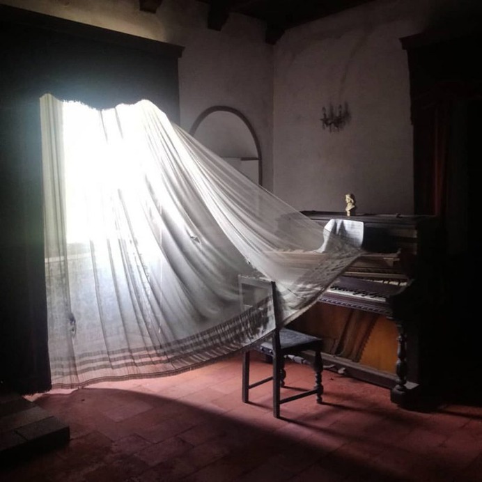 Abandoned Portugal: Stunning Urbex Photography by Paulo Carrasqueira