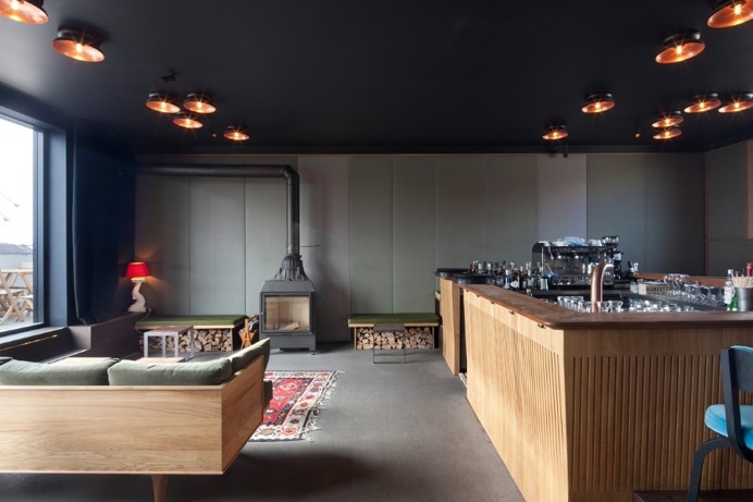 1970 Industrial Building Transformed into a Hotel in Munich