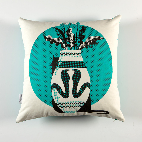 Edition / 003 #east #vase #editions #cat #illustration #cobra #flowers