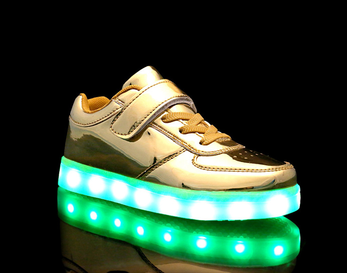 Children stay germination light shoes