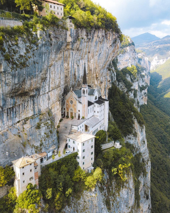 Spectacular Travel and Landscape Photography by Chris Poplawski