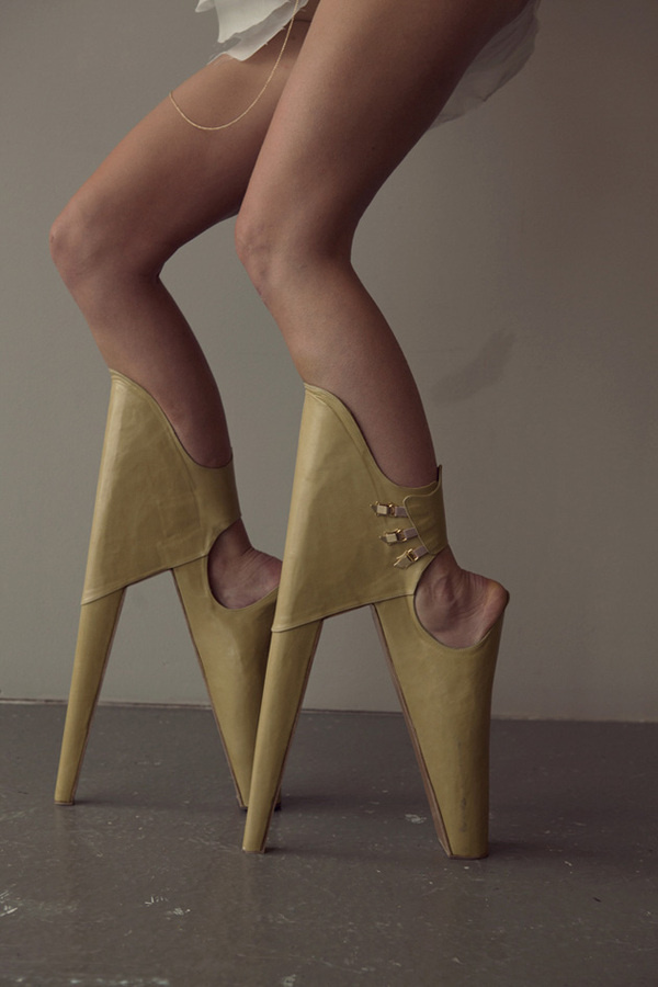 Leanie van der Vyver #fashion #shoes #art