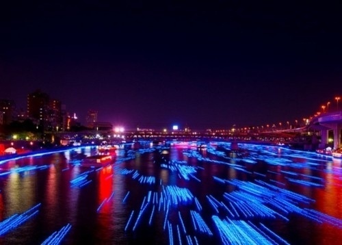 Wall-B World Wild #river #tokyo #light #japan