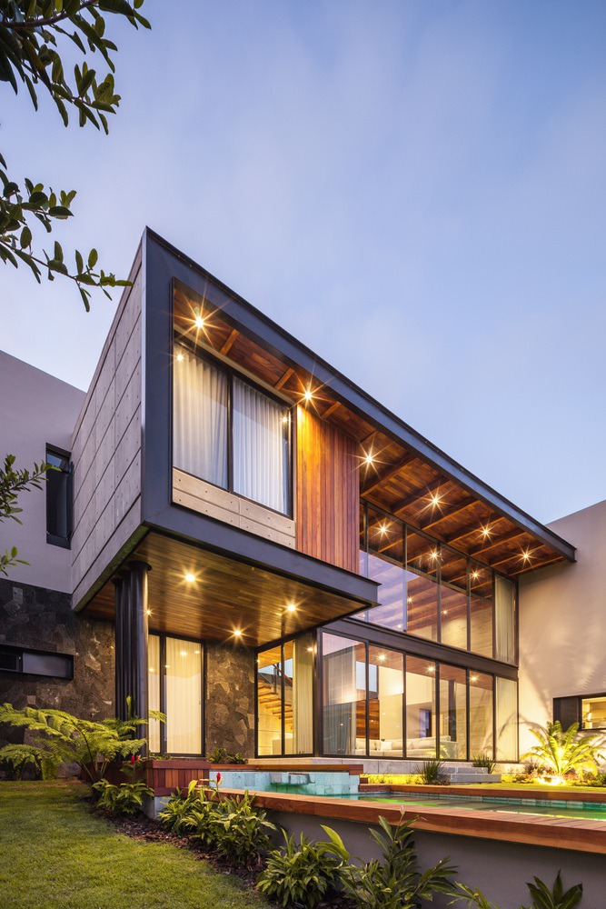 Kaleth House / Di Frenna Arquitectos